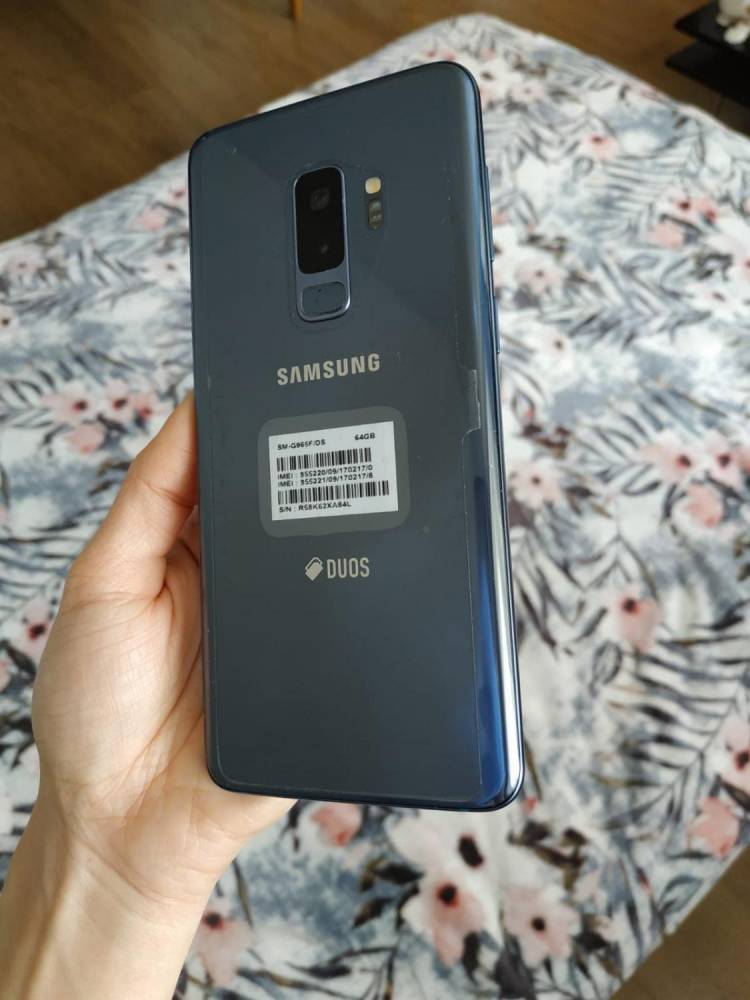 ox_sprzedam-smartfon-samsung-s9-plus-w-kolorze-coral-blue