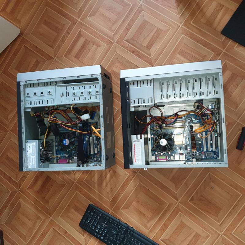 ox_2-x-komputer-monitor-19-samsung-zestaw