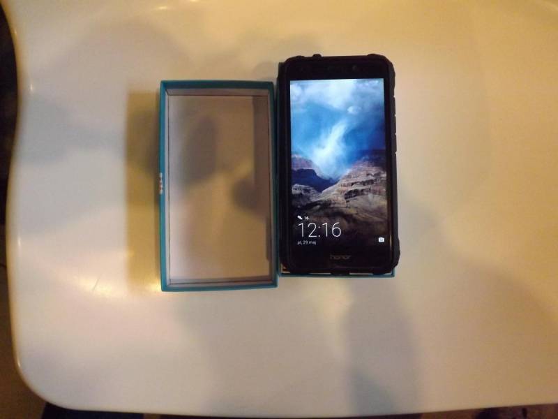 ox_telefon-huawei-honor-7-lite