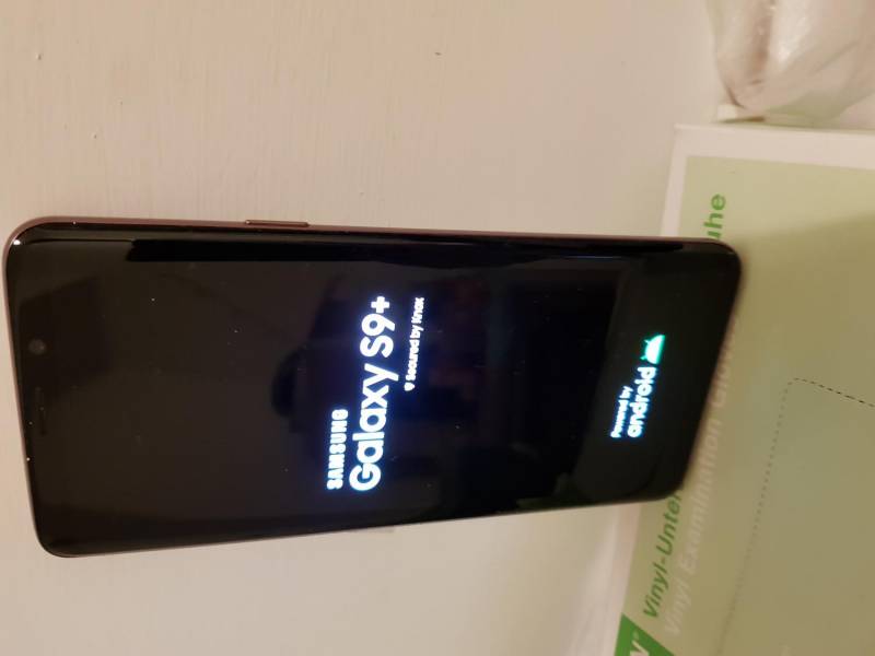 ox_samsung-galaxy-s9-plus-64gb-etui-led-viev-cover