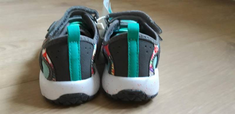 ox_nowe-buty-bejo-rozm-26-dla-dziewczynki-do-negocjacji