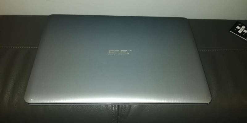 ox_asus-x541u-i34gb1tbwin10