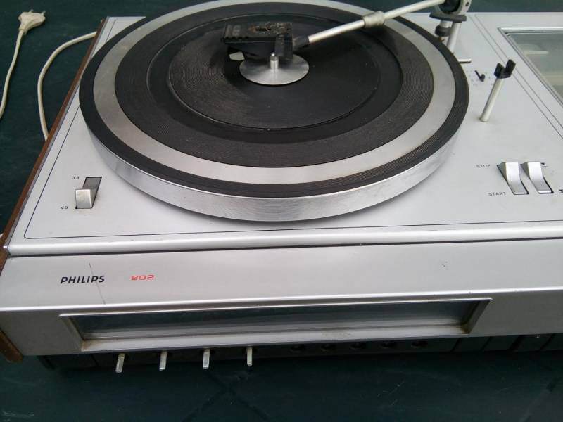 ox_sprzedam-gramofon-philips-802