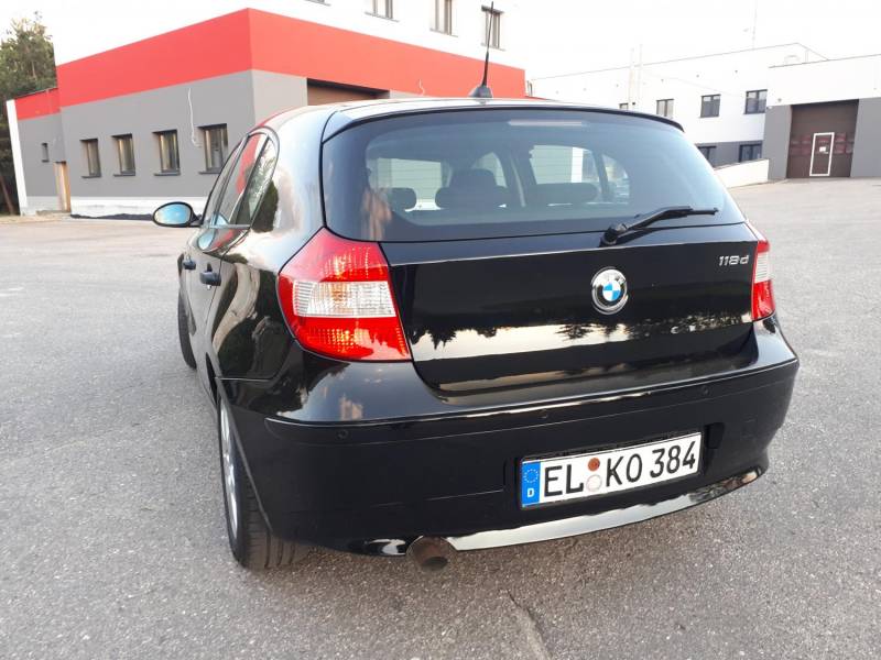 ox_bmw-118d-2006