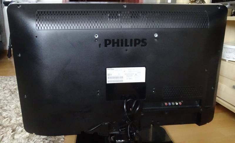 ox_telewizor-philips-led-32pfl5605h-32-full-hd-1080p-pixel-plus