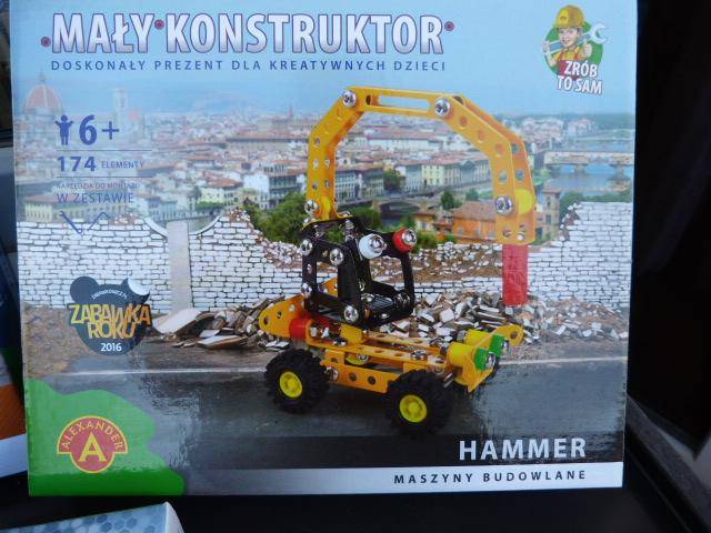 ox_maly-konstruktor-poldek-helikopterquad-hammer-budowlany