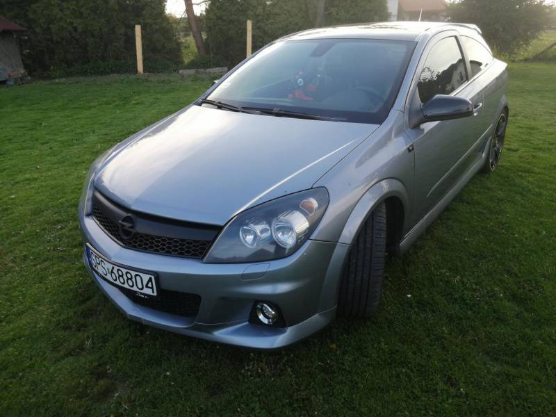 ox_opel-astra-h-gtc-cosmo-z-wizualnym-pakietem-opc-line2