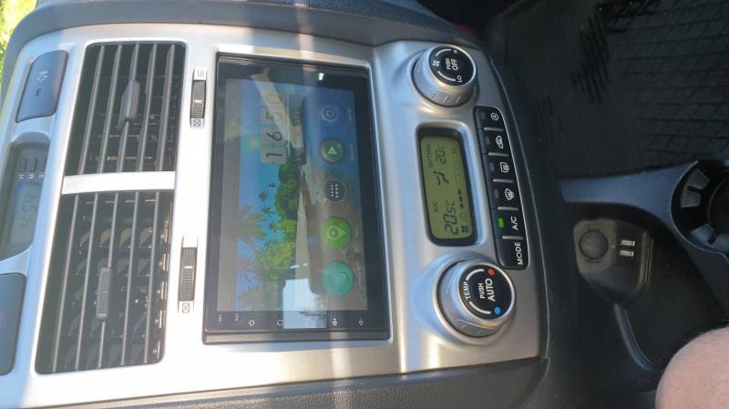 ox_kia-sportage-ii-4x4-20-crdi-140km-2006r