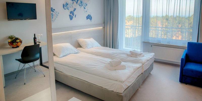 ox_wakacje-czekaja-na-ciebie-hotel-mielno-holiday-uniescie