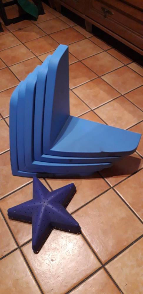 ox_sprzedam-lampke-polki-ikea