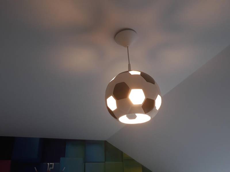 ox_lampa-pilka