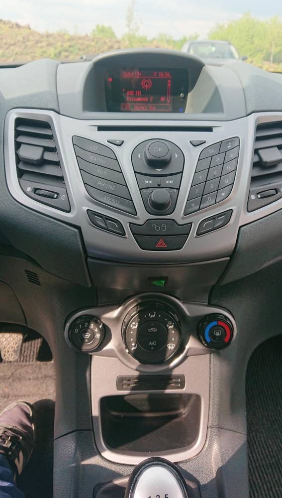 ox_ford-fiesta-16-tdci-rok-prod2008