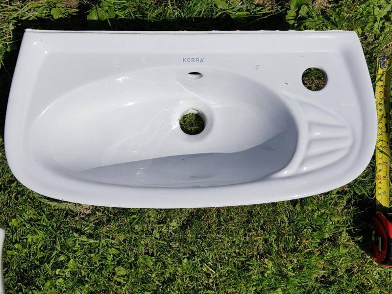 ox_umywalka-ceramiczna-50x25-cm