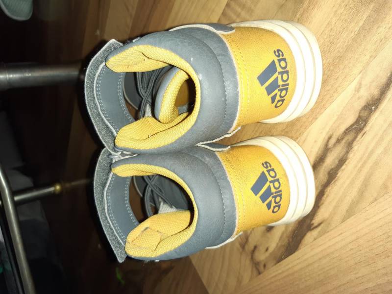 ox_buty-sportowe-adidas