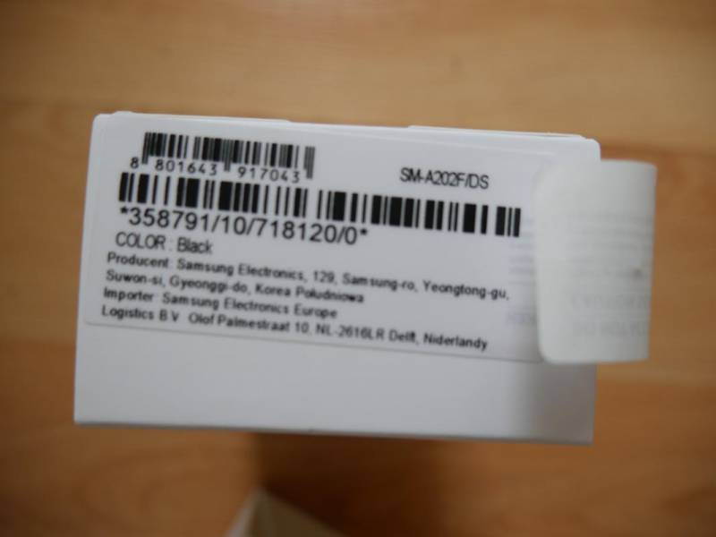 ox_smartfon-samsung-galaxy-a20e-332gb-czarny-black