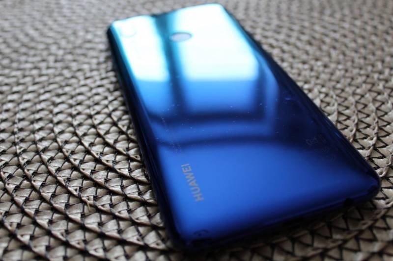 ox_huawei-p-smart-2019-aurora-niebieski-na-gwarancji
