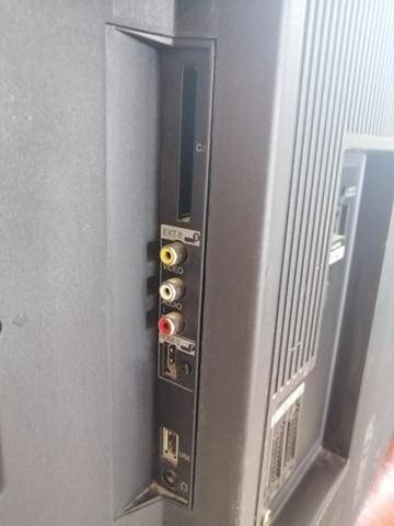 ox_telewizor-sharp-model-lc-46d65e