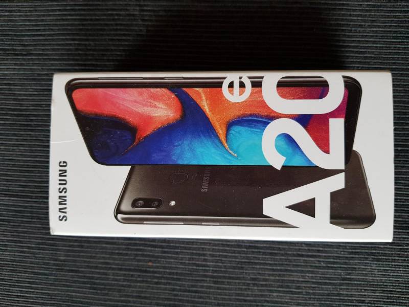 ox_sprzedam-samsung-a20e-nowy