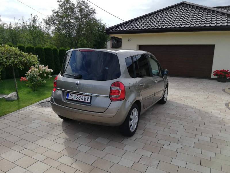 ox_renault-grand-modus-12-benzyna-klimatronik-2009rok