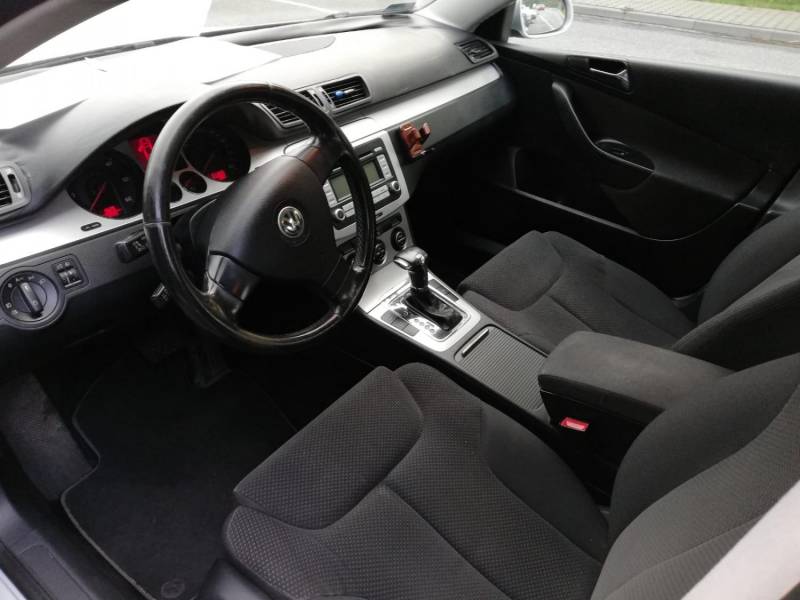 ox_okazja-sprzedam-volkswagen-passat-b6-20-tdi-z-dsg-2008r