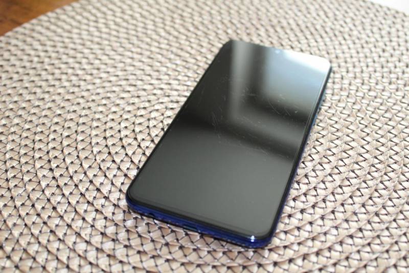 ox_huawei-p-smart-2019-aurora-niebieski-na-gwarancji-gratis