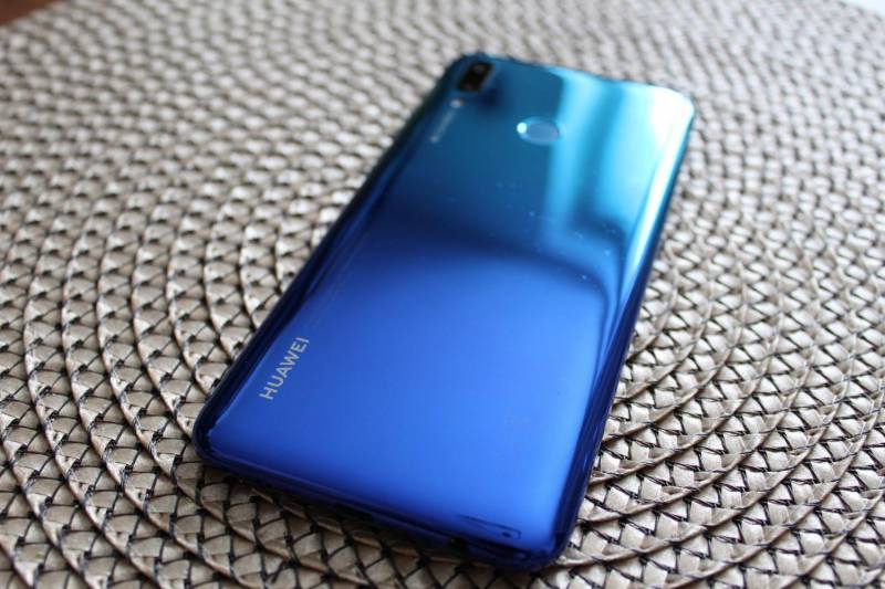 ox_huawei-p-smart-2019-aurora-niebieski-na-gwarancji-gratis