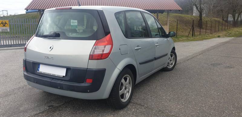 ox_renault-scenic-ii-16-zadbany-2003r