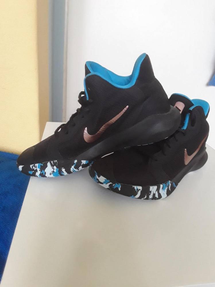 ox_buty-sportowe-nike-r40