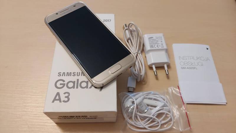 ox_samsung-galaxy-a3-2017-wodoodporny-jak-nowy
