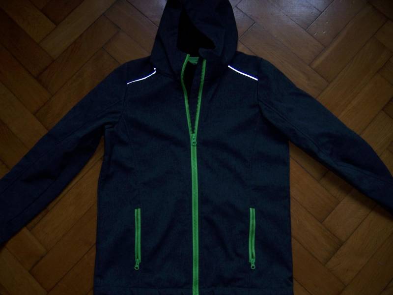 ox_chlopiecy-softshell-wiatrowka-crivit-rozm-146152-10-12-lat