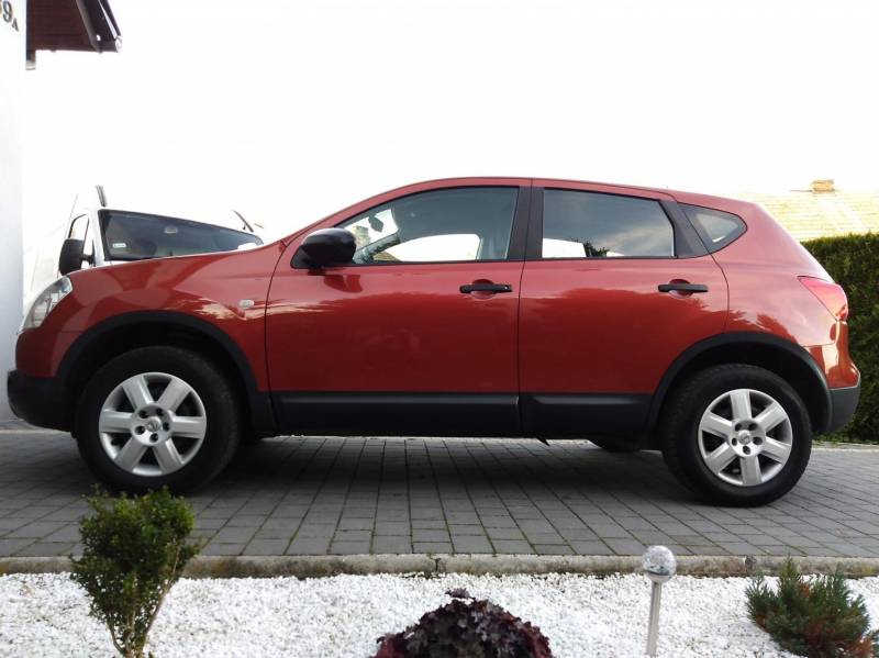 ox_nissan-qashqai-20072008-krajowy-77-tys-km-bardzo-niski-przebieg