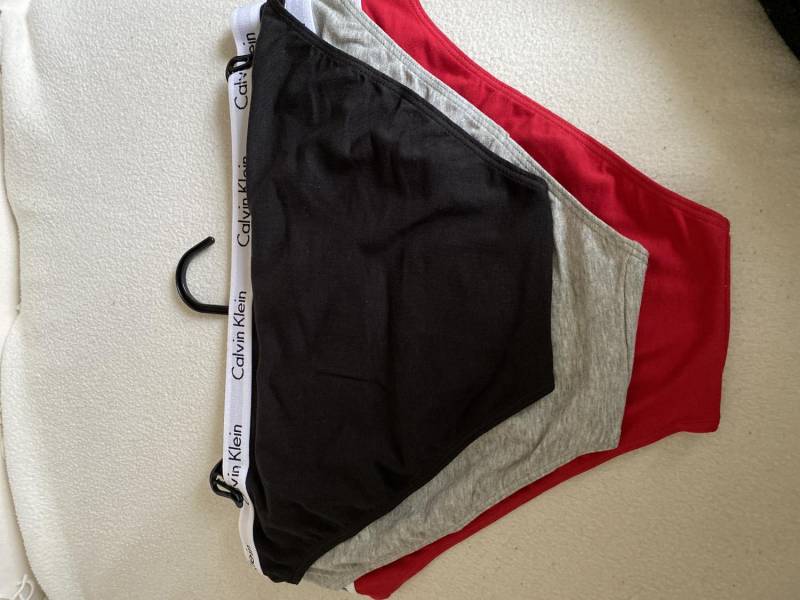 ox_majtki-calvin-klein