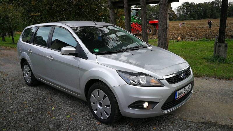 ox_ford-focus-2008-titanium-lift-18-benzyna-klima