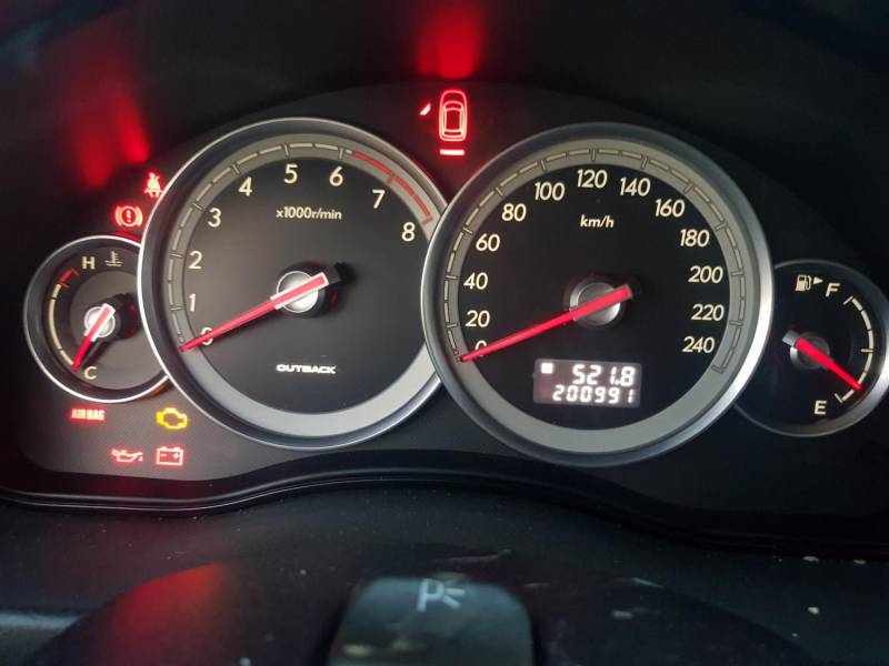 ox_subaru-legacy-outback-2004-manual-165km-25-benzyna