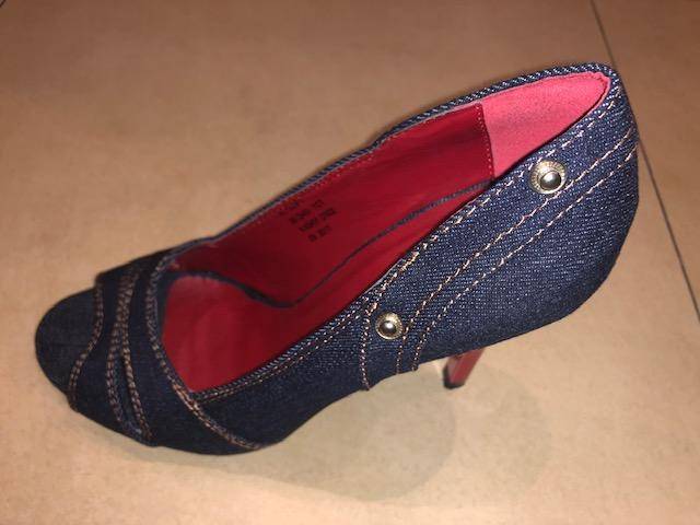 ox_szpilki-jak-nowe-obcas-ok-10cm-rozmiar-38539-struktura-jeansowa