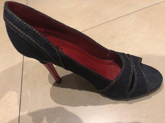 ox_szpilki-jak-nowe-obcas-ok-10cm-rozmiar-38539-struktura-jeansowa