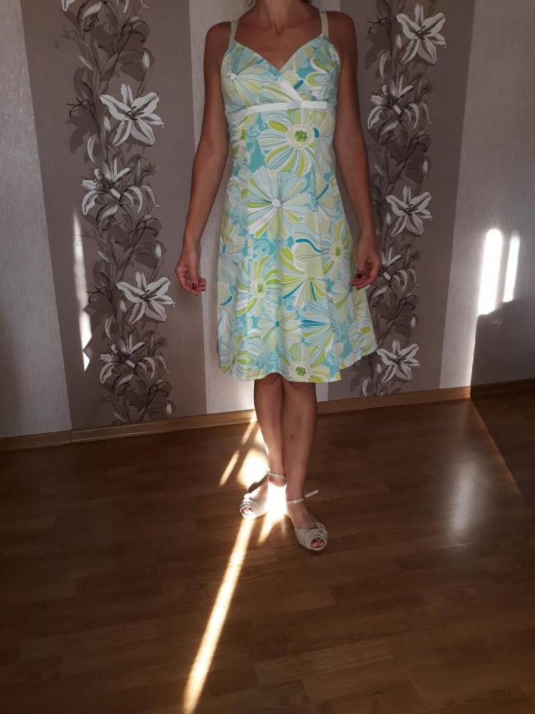 ox_piekna-elegancka-sukienka-moze-byc-do-karmienia
