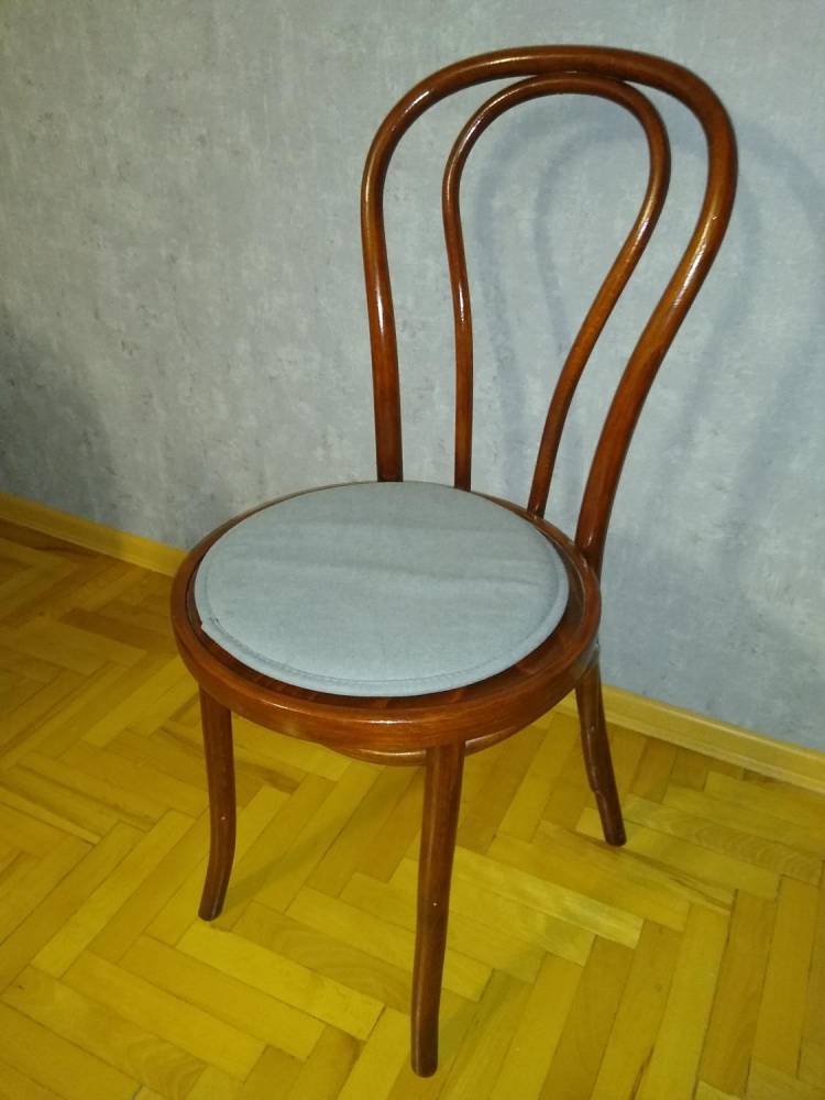 ox_sprzedam-krzesla-giete-odnowione-w-kolorze-mahon