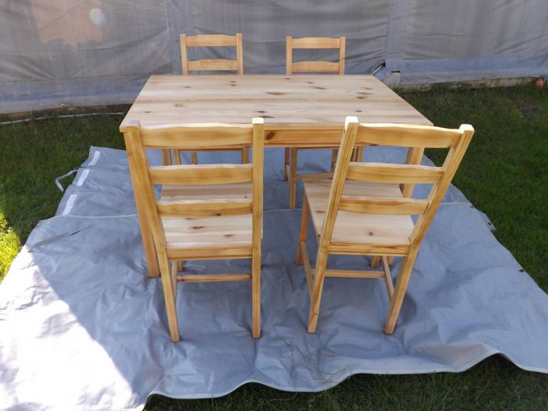 ox_stol-4-krzesla-sosnowe-ikea