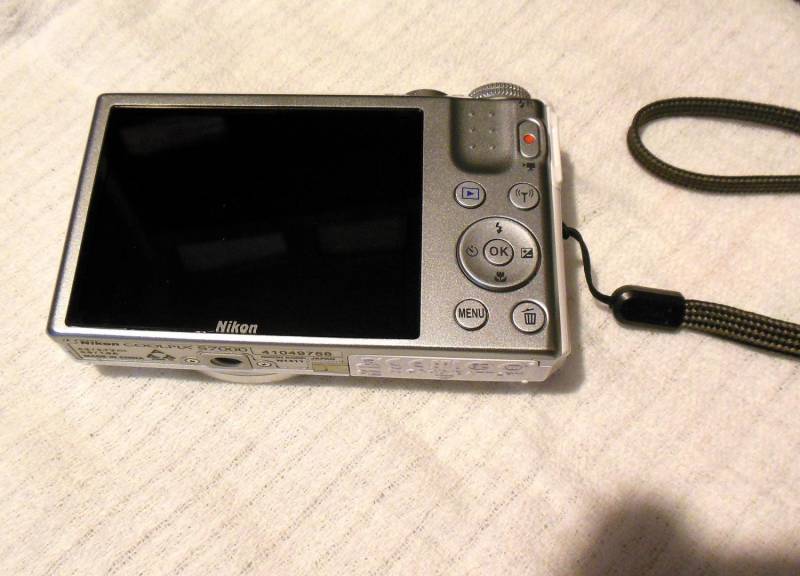 ox_nikon-s7000-16-mpix-wi-fi-fullhd-1080-20-x-zoom-opt-sd-8-gb