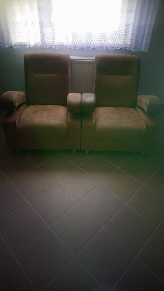 ox_oddam-za-darmo-tapczan-plus-dwa-fotele