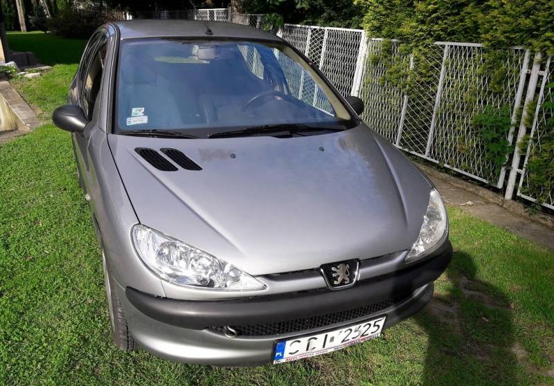 ox_peugeot-206-hdi-14-rok-2003-przebieg-tylko-128-tys