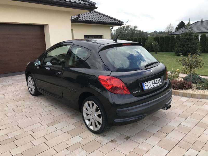 ox_peugeot-207-16-turbo-165koni-klimatronik-szklany-dach-rok-2007