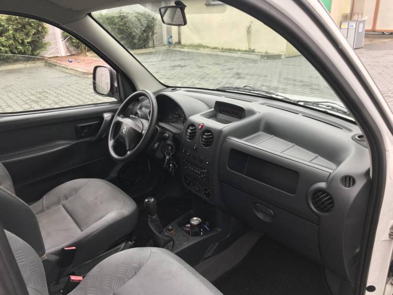 ox_citroen-berlingo-14-benzyna-rok-2008-170tys-kmnowy-rozrzad