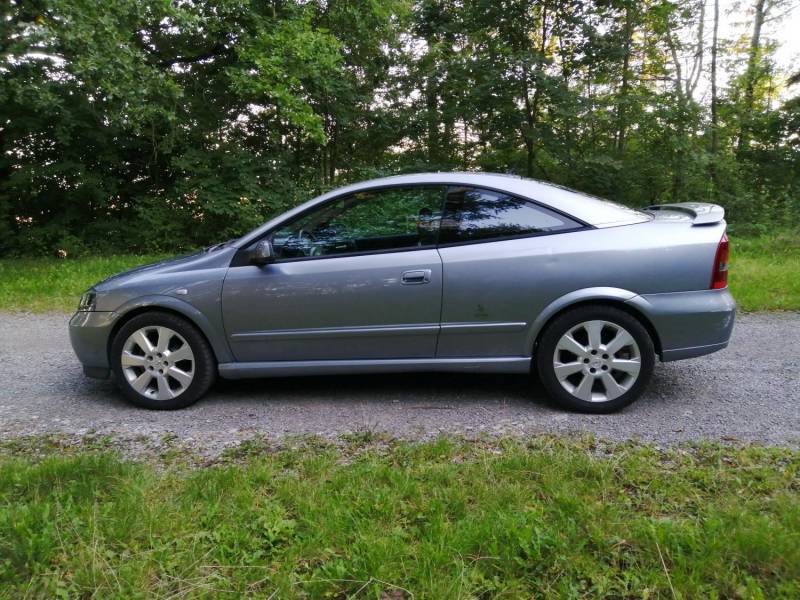 ox_opel-astra-bertone