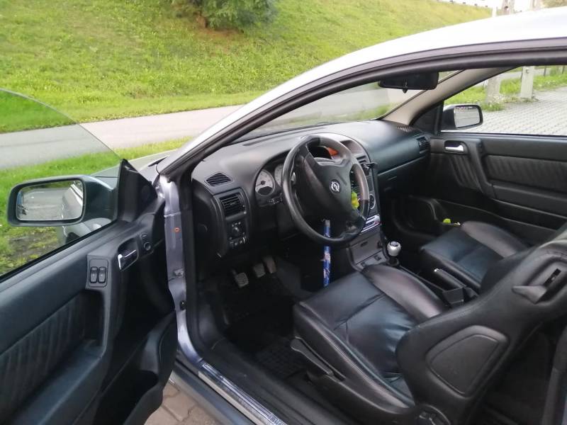 ox_opel-astra-bertone