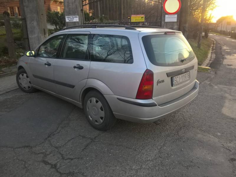 ox_ford-focus-i-2004-kombi-tddi