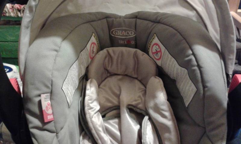 ox_oddam-za-symboliczna-kwote-fotelik-samochodowy-graco-0-13kg-baza