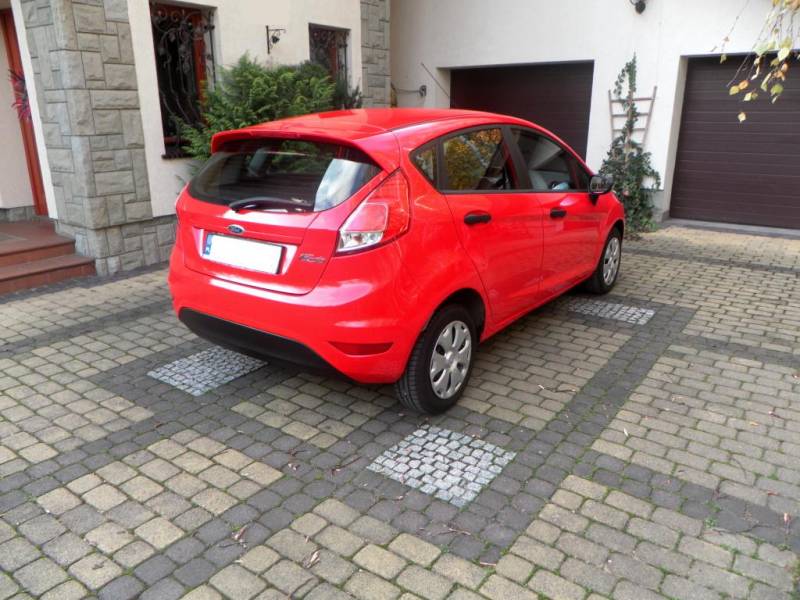ox_ford-fiesta-2015-r-krajowy-i-wlasciciel-pelny-serwis