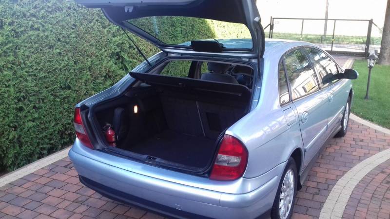 ox_citroen-c5-22hdi-2004-305000-km-diesel-sedan